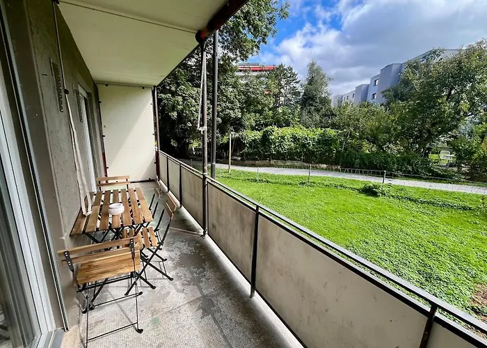 アパート Basic & Comfy On Langgruetstrasse